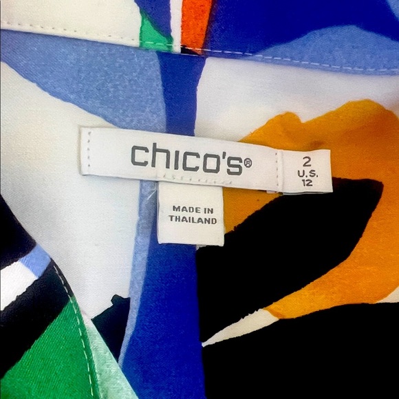 Chico's Multicolor Floral 🌸Button Down Shirt - Picture 2 of 6